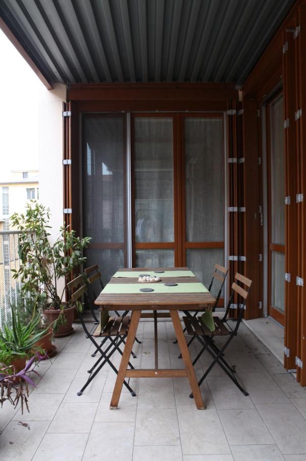 Terrace Apartment Close To Metro Station Милано Екстериор снимка