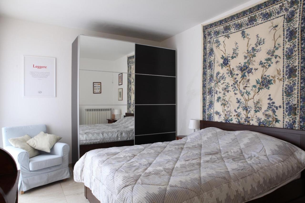 Terrace Apartment Close To Metro Station Милано Екстериор снимка